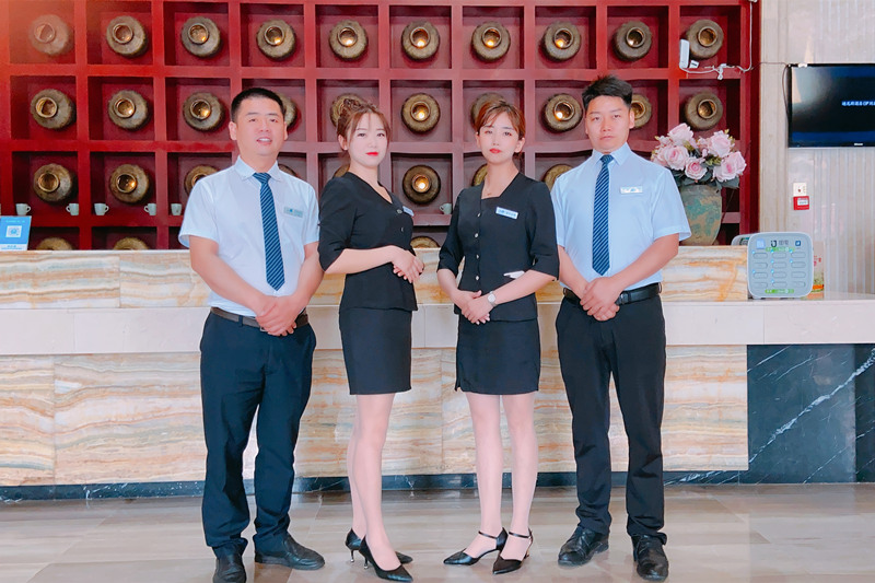 精誠所至，金石為開